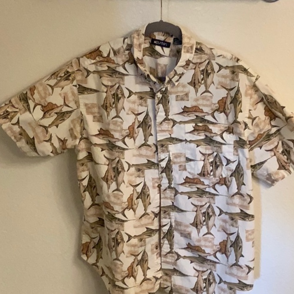 Fun button down fish print, multicolored.